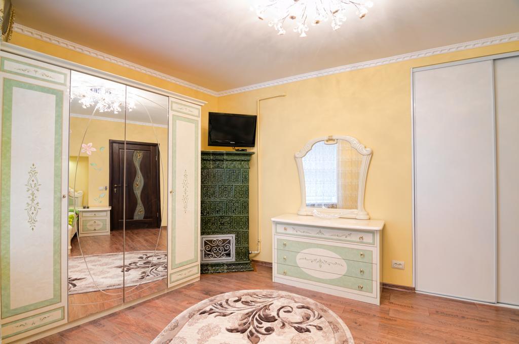 Alfa Apartments Lysenka 11 リヴィウ エクステリア 写真
